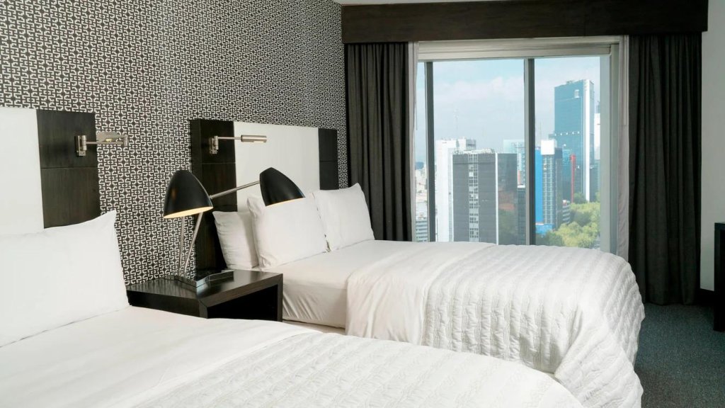 Suite Superior 1 camera da letto con vista sulla città Le Meridien Mexico City